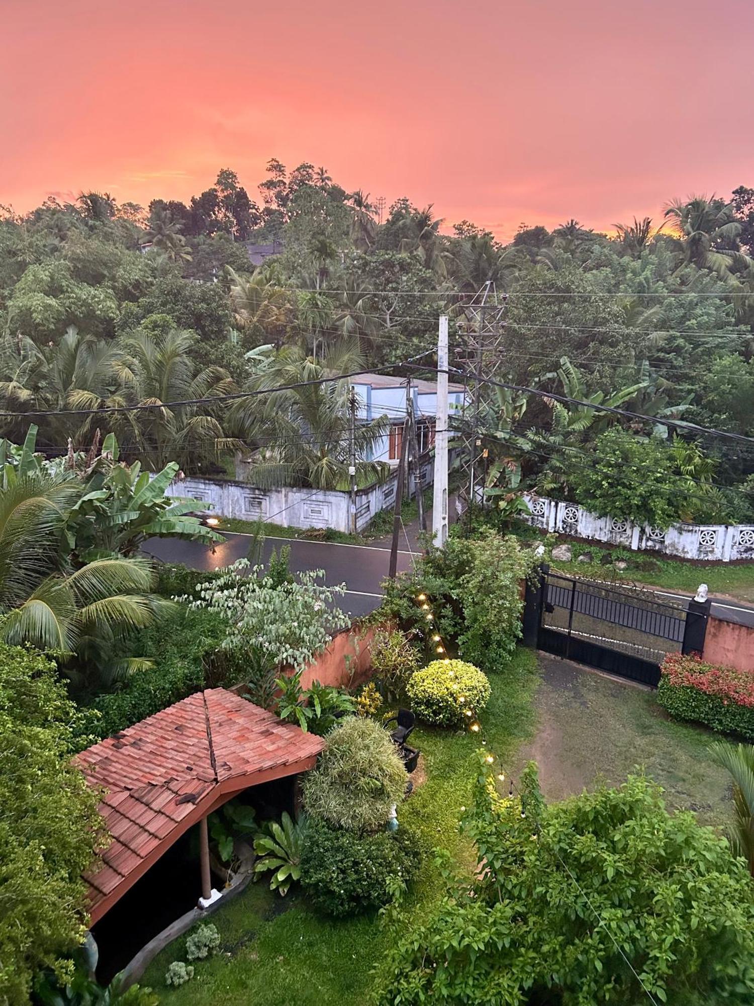 One Bhakthi Hotel Ahangama Exterior foto